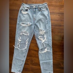 American Eagle Highest Rise Mom Jeans Womens 4 Light Blue Wash Distressed